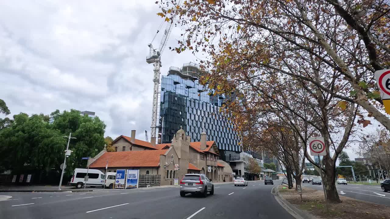 멜버른의 도시 풍경을 통한 자동차 여행