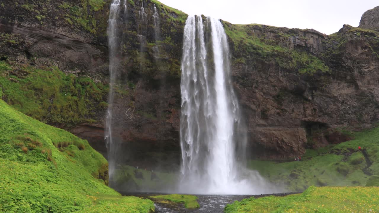 4k islandia cascada seljalandsfoss 2