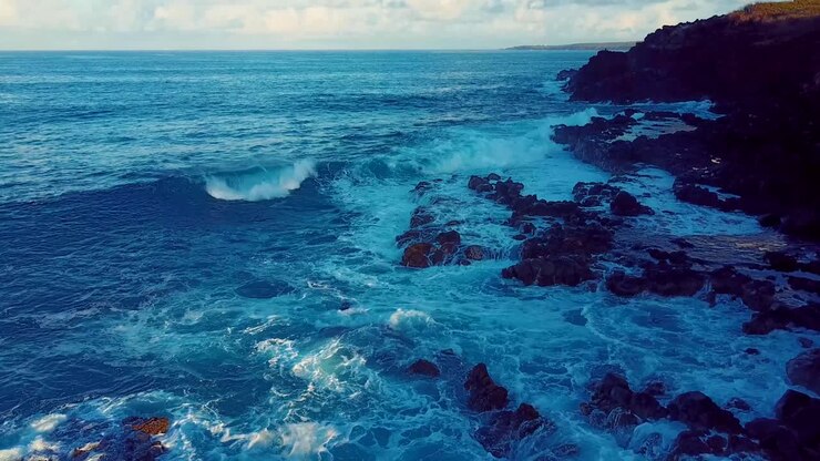 Splendida veduta aerea sulle acque turchesi di Molokai, Hawaii 1