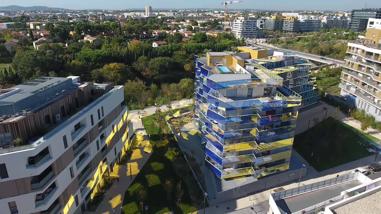 increíble edificio de lujo distrito moderno de montpellier. ático en la azotea con piscina