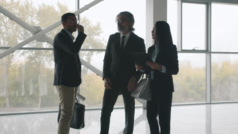 businesspeople in a meeting