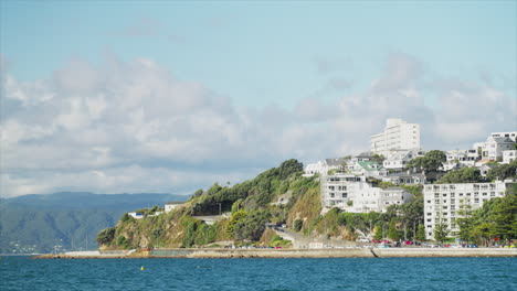 Wide-shot-across-Oriental-Bay,-Wellington-New-Zealand