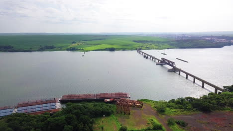 vista aérea panorámica del puerto intermodal