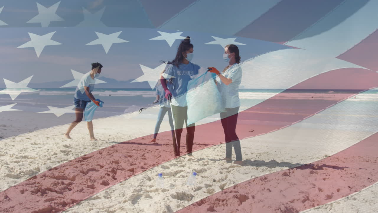 animación de la bandera de los estados unidos de américa sobre personas con máscaras faciales limpiando la playa