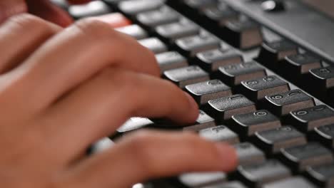 programación de computadoras usando el teclado de la pc