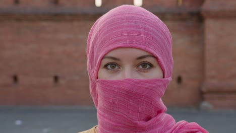 woman in pink hijab
