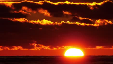 scenic view of setting sun. timelapse