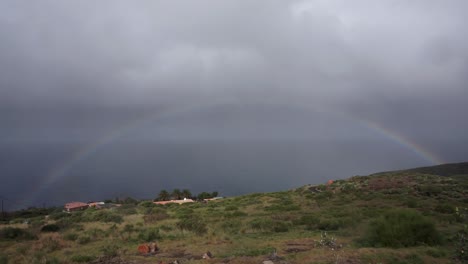 Regenbogen-Im-Norden-Von-La-Palma