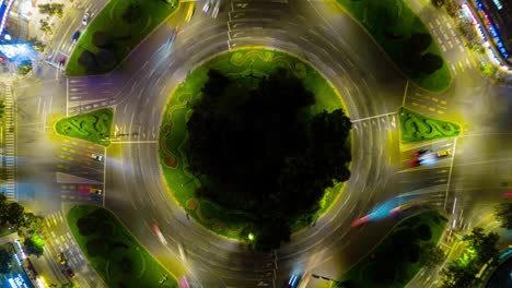iluminación nocturna del círculo de tráfico de la ciudad de taipei panorama aéreo 4k timelapse taiwán