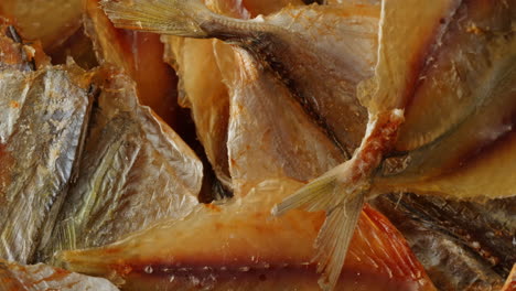dried fish flakes