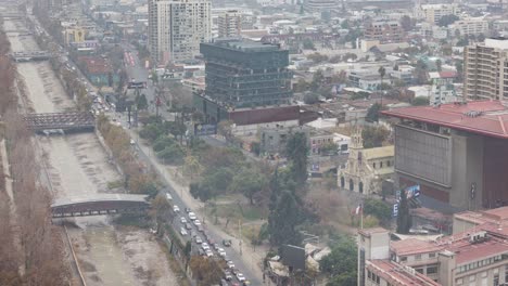 Santiago-de-Chile-timelapse-aerial-view-of-Mapocho-river-bridge