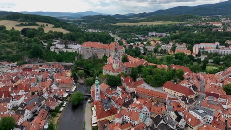 Český-Krumlov,-Bohemia-Del-Sur,-República-Checa,-Julio-De-2023