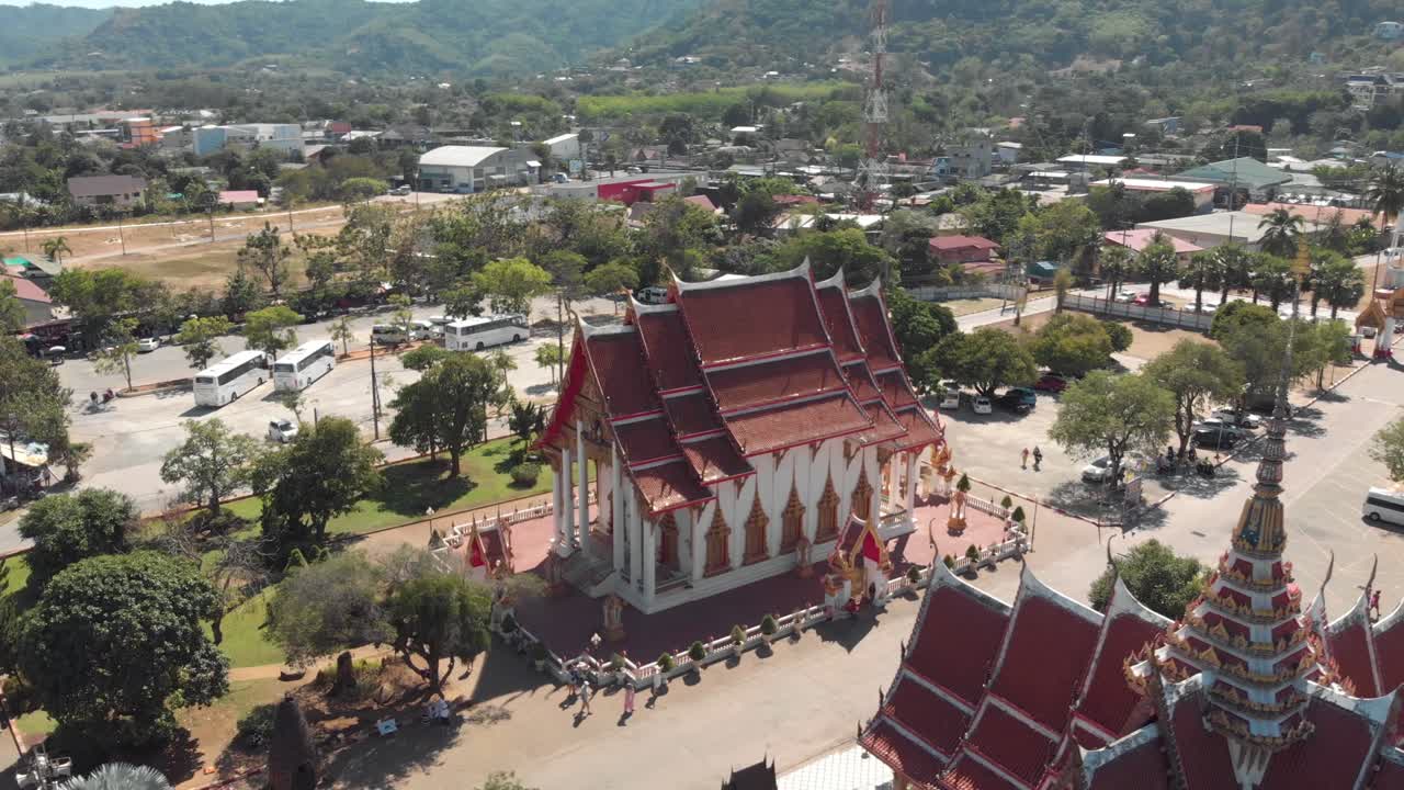 wat chalong, templo budista en la bahía chalong de phuket