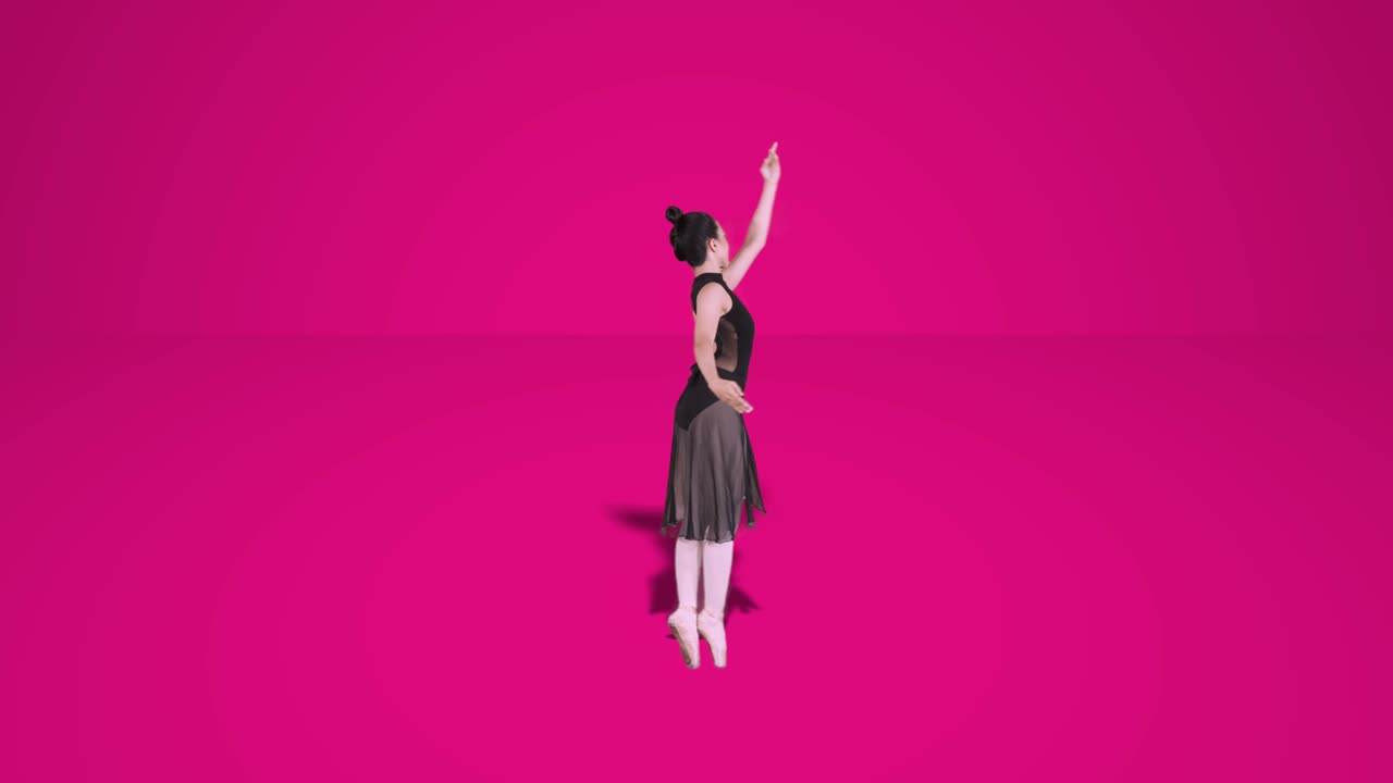 Ballerina che si esercita su sfondo rosa