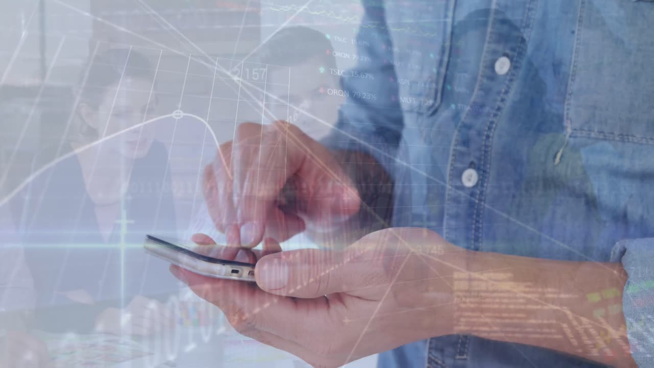 animación del procesamiento de datos financieros sobre personas que usan teléfonos inteligentes y terminales de pago