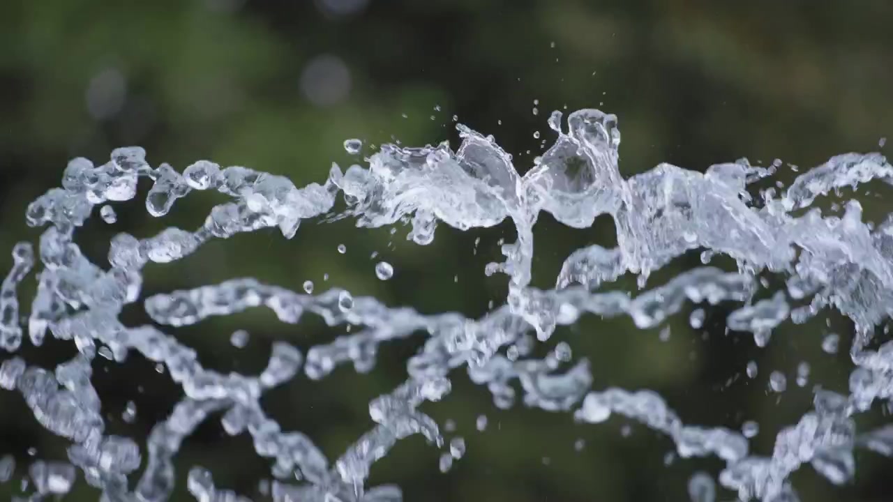 Primo piano estremo di goccioline d'acqua