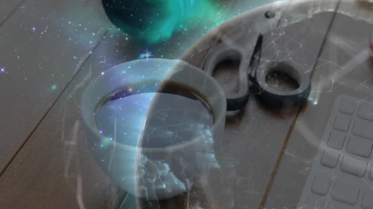 커피 컵 위에 연결 네트워크와 지구의 애니메이션