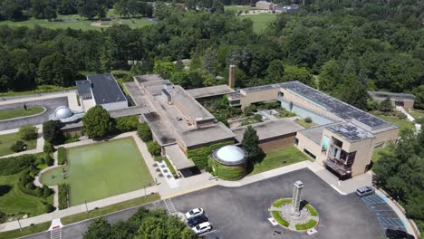 Instituto-De-Ciencias-Cranbrook,-Bloomfield-Hills,-Michigan,-Estados-Unidos