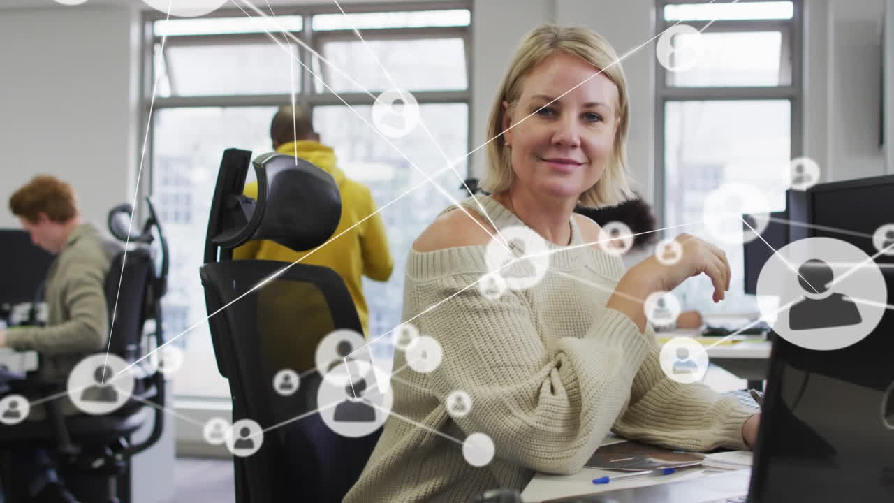 animación de conexiones con iconos sobre diversas personas de negocios en la oficina