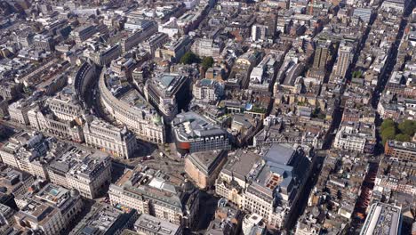 vista aérea del circo de piccadilly, calle regents y soho, londres, reino unido
