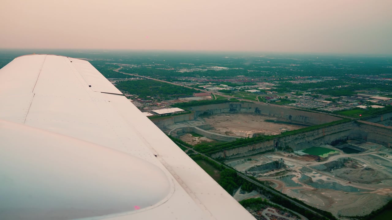 Vista Aérea da Infraestrutura de Mineração de Calcário da Pedreira Thornton no sul de Chicago
