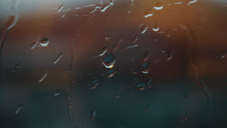 Gotas-De-Lluvia-En-La-Ventana-Del-Tren