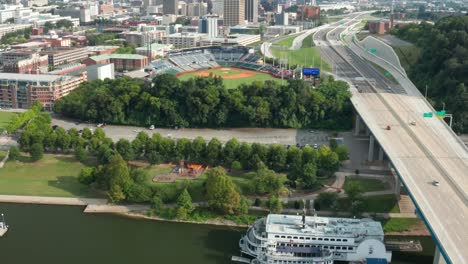 Barco-De-Vapor-Y-Campo-Att-En-Chattanooga