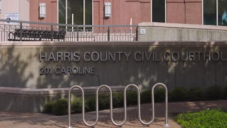 Establishing-shot-of-the-Harris-County-Civil-courthouse-building