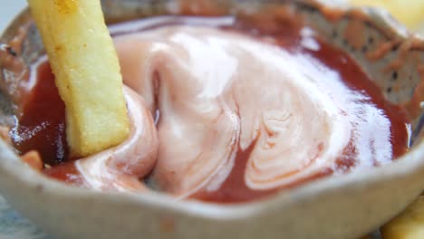 mixed ketchup and mayo dip