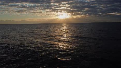 Flying-over-the-amazing-views-of-Malawi-Lake,-in-Malawi,-AFRICA