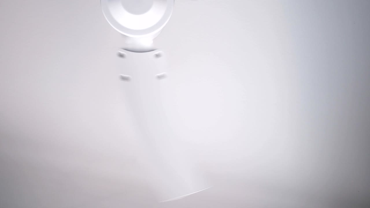 색 금속 팬 회전