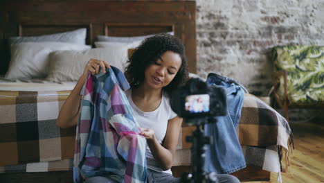 Fashion Blogger Reviews Clothes