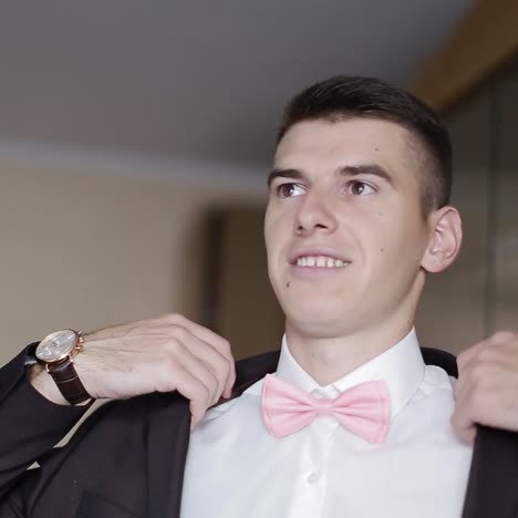 luxury man in suit in room