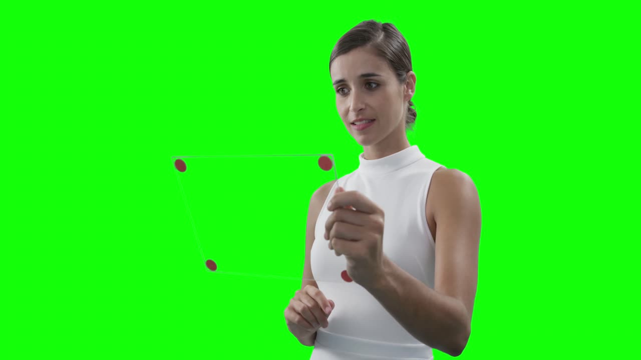 mujer de negocios tocando la pantalla digital