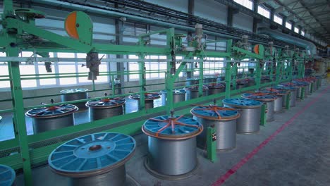 planta metalúrgica, línea de tratamiento anticorrosivo de alambre de acero
