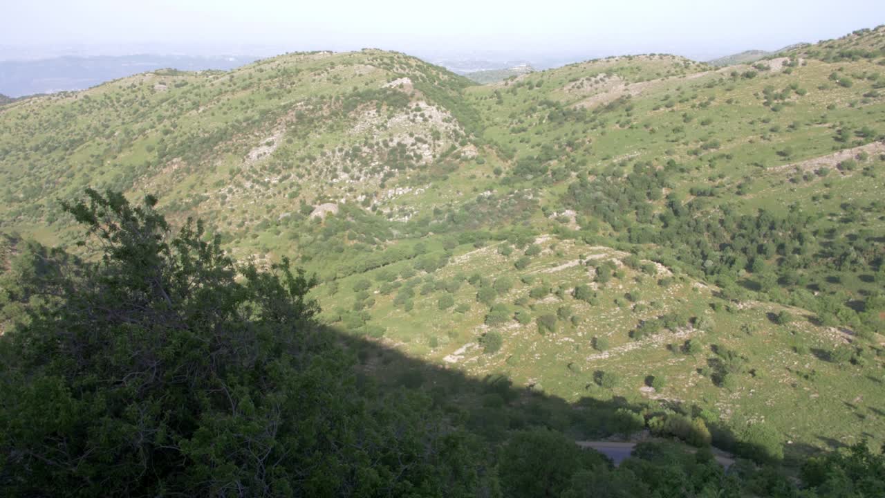 el paisaje del monte hermón, el valle de arar y el bosque, israel