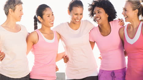 animación de un grupo diverso de un grupo diverso de mujeres sonrientes