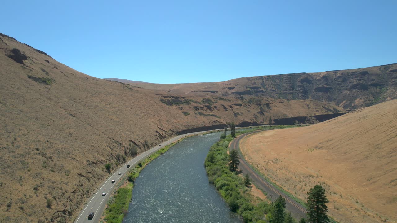 Yakima River Canyon drone video
