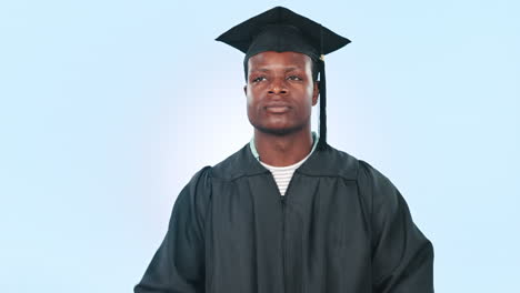 Graduado,-Estudiante-Y-Pensando-En-El-Futuro