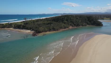 Aerial-panoramic-view-of-Corindi-River-estuary-in-New-South-Wales,-Australia