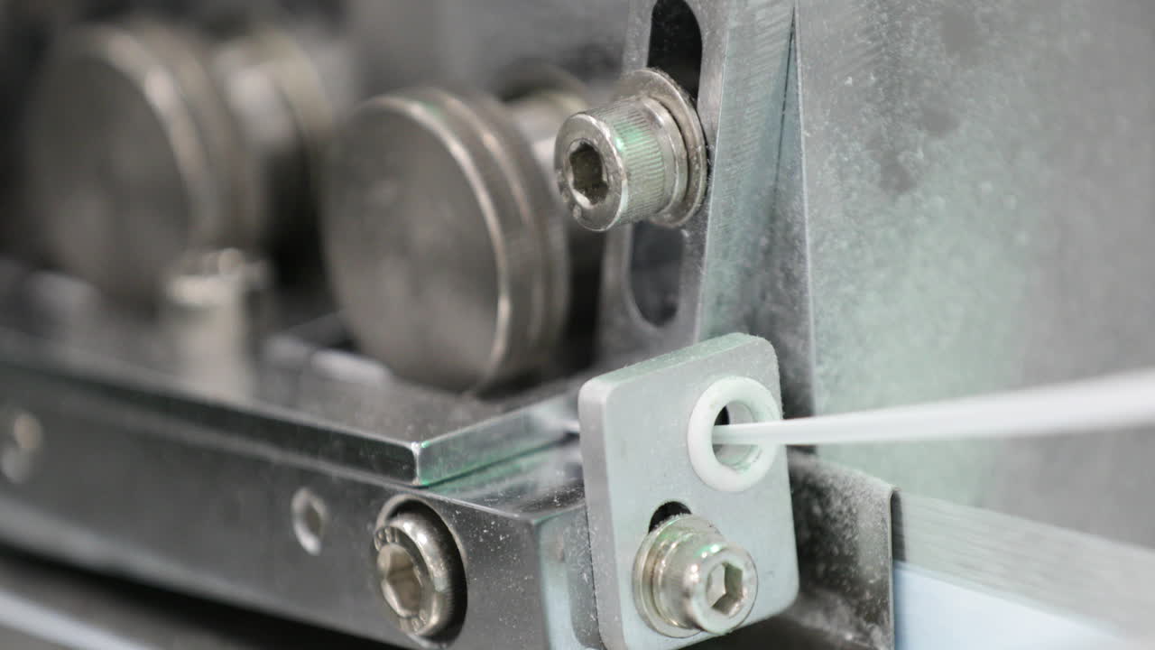 안면 마스크 용 기계 릴 절단 노즈 와이어