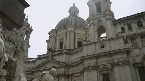 piazza del popolo in rome, italy