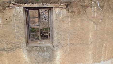 molino de agua viejo y abandonado