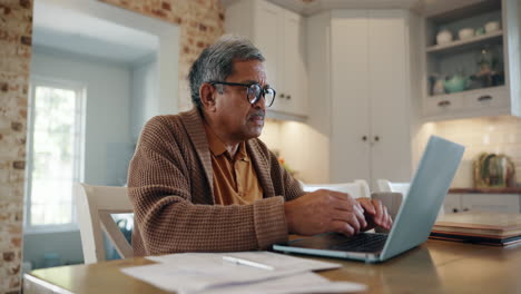 Senior-man,-frustrated-and-laptop-at-home