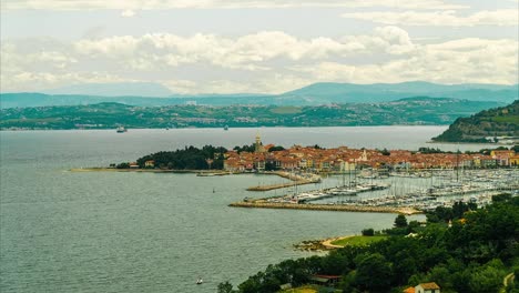 Timelapse-footage-capturing-the-enchanting-coastal-town-of-Izola,-Slovenia