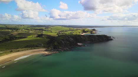 vuelo de la mañana en la bahía sin duda, nz