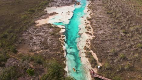 墨西哥巴卡拉爾 (bacalar) 的"洛斯拉皮多斯" (los rapidos) 急流的風景,