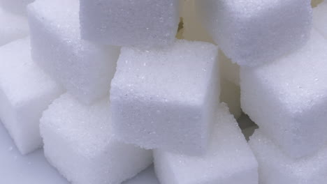 cerrar cubos de azúcar girando
