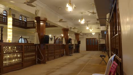 Illuminated-hall-of-Al-Burhani-Mosque,-Karachi,-Pakistan