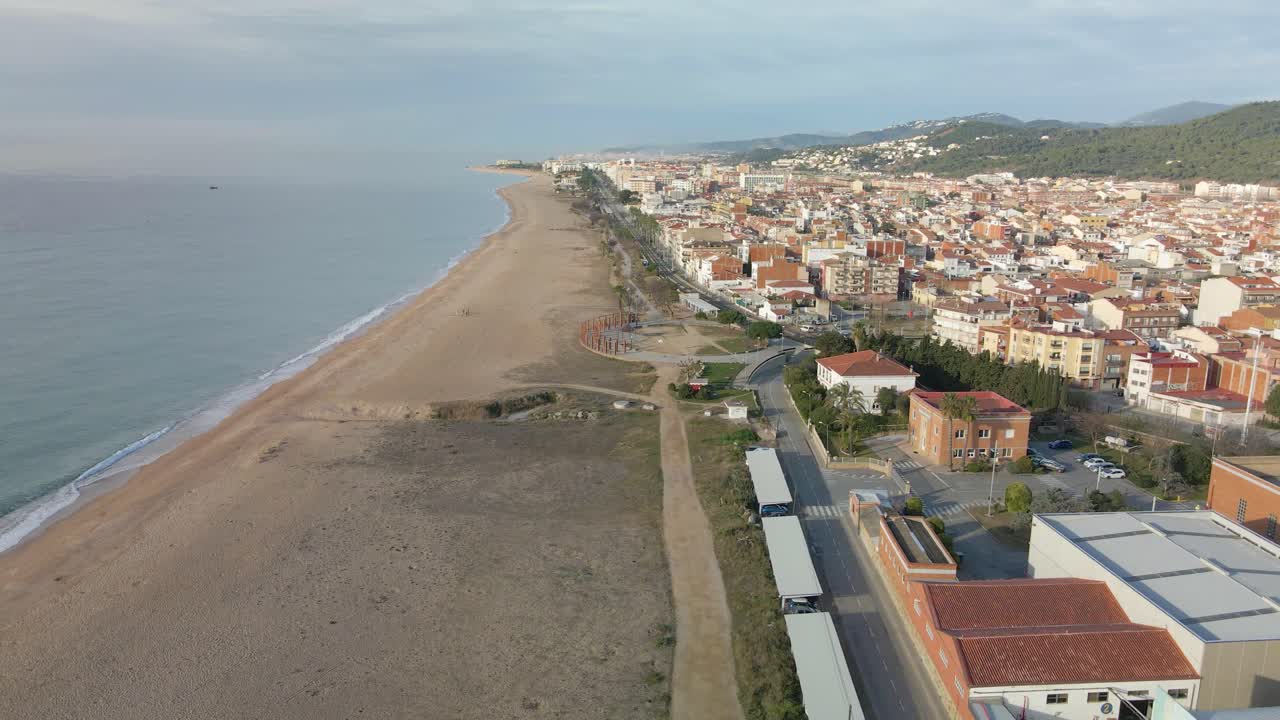 vista aérea de la ciudad de malgrat de mar en el maresme provincia de barcelona